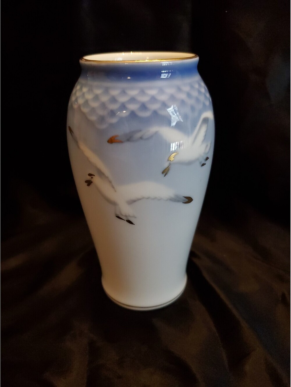 Vtg Bing & Grondahl B7G Seagull 5 1/2" Vase Denmark #201 Blue Gold Trim EXC